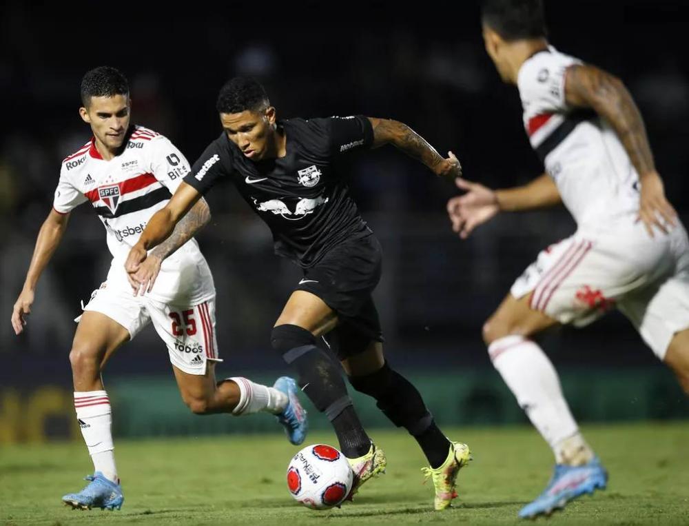 Flamengo x Bragantino: horário, onde assistir e provável escalação