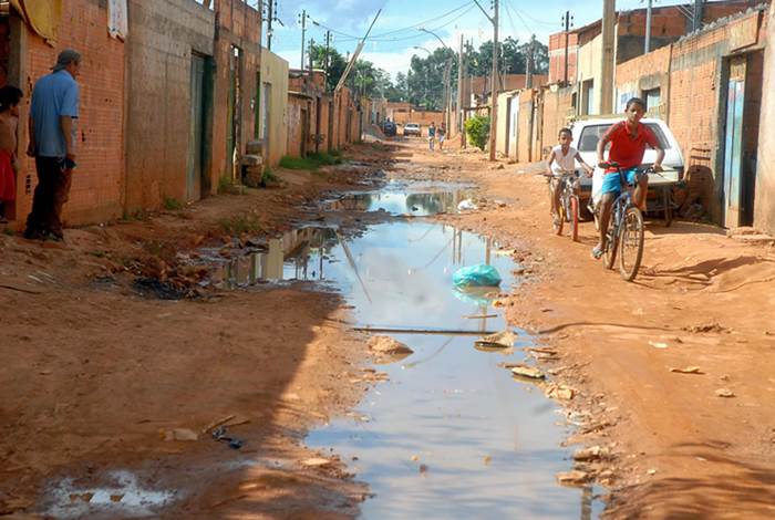 Águas Lindas vai receber R$ 900 mil para obras de saneamento básico